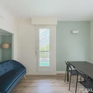 https://flexliving-room-croix-nivert-75015.fr-paris.fr